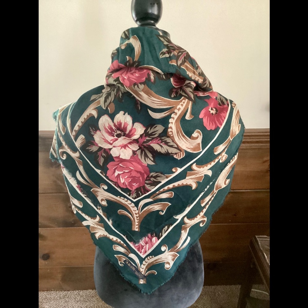 36” Square Wool Scarf Light Weight Roses Forest Green